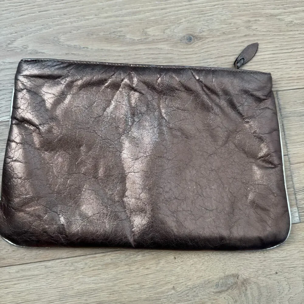 Vintage Park Avenue International Brown Crinkled Metallic Leather Clutch 80's